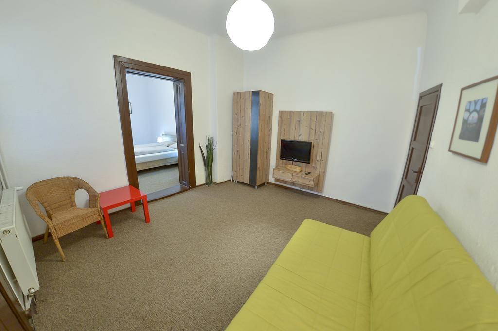 Apartment Gabriel Сибиу Экстерьер фото